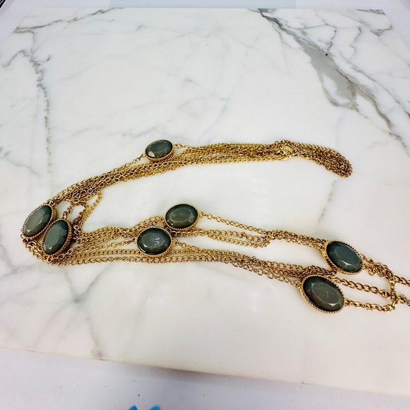 New York and Co Long Necklace Green Station Stones Multi Strand Gold Tone 35” - Picture 6 of 8